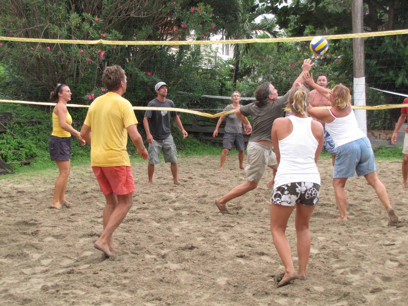 Båtpyssel och vardagen på Grenada
